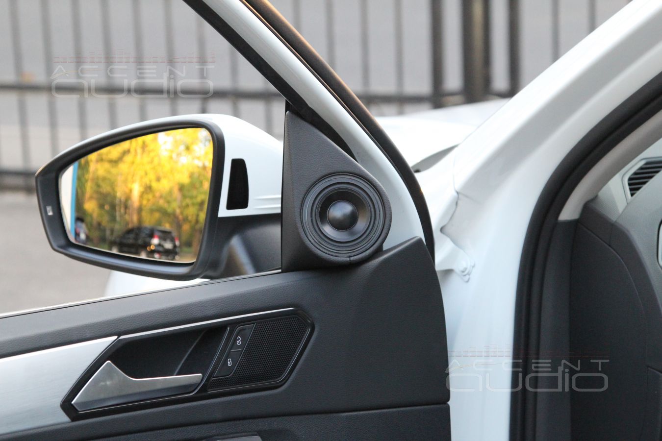 Установка СЧ-ВЧ излучателей GroundZero GZUF 60 SQX 