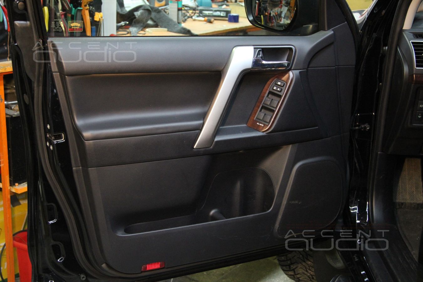 Старое по-новому: процессорная аудиосистема в Toyota Land Cruiser Prado