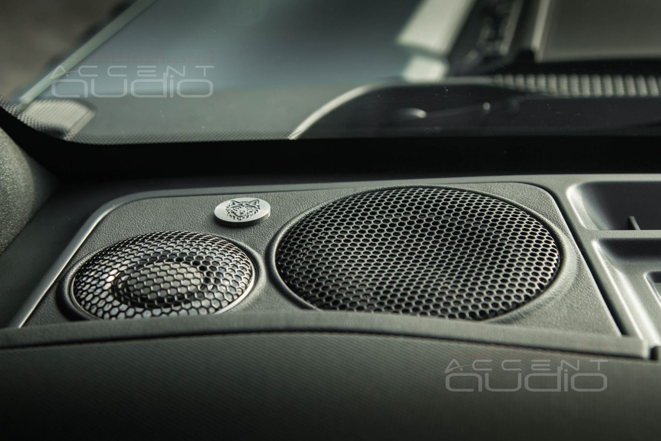 Среднечастотные и высокочастотные излучатели Brax в Ford Bronco Raptor