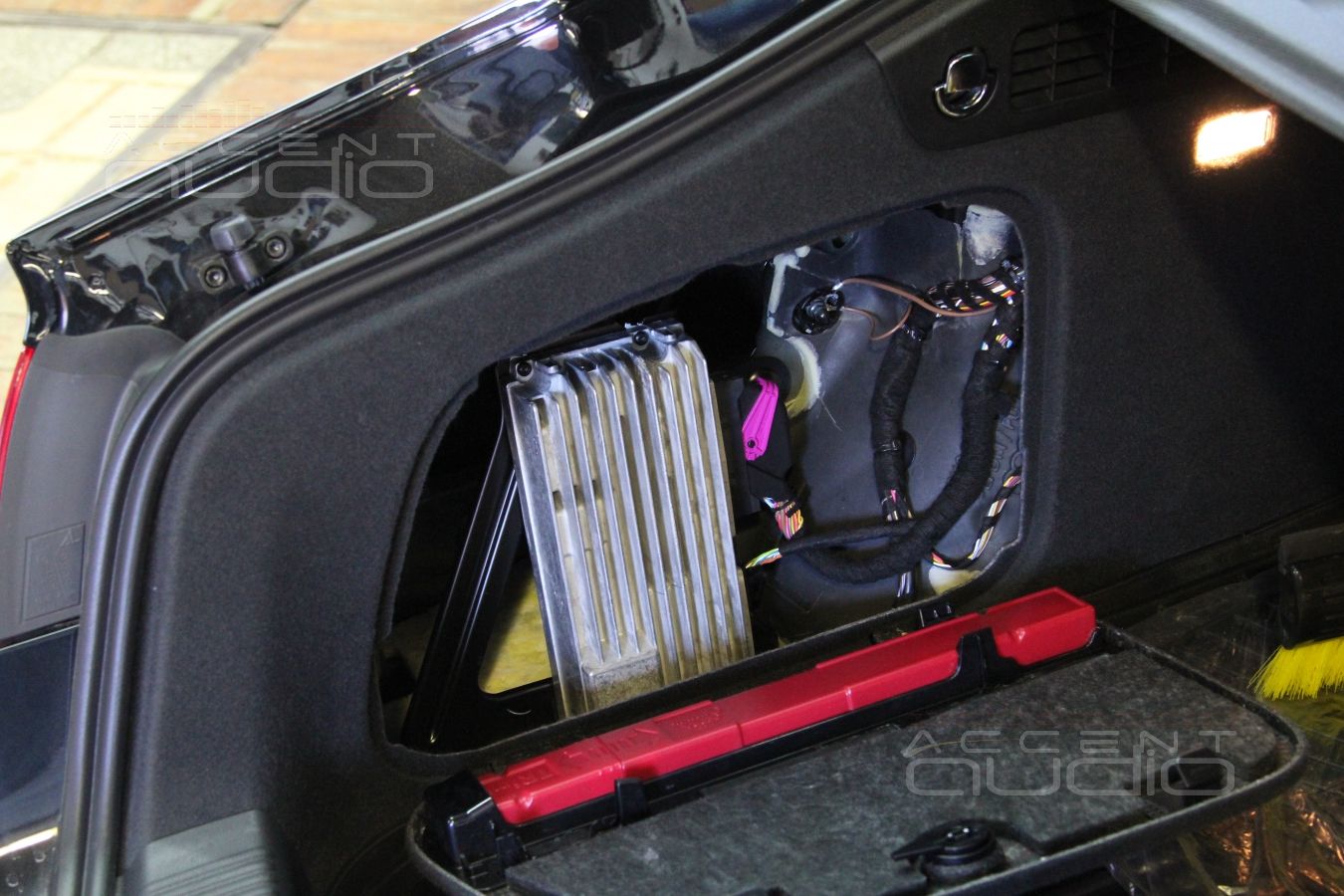 Audi A5 S-Line: меняем позор от Bang Olufsen на настоящую аудиосистему