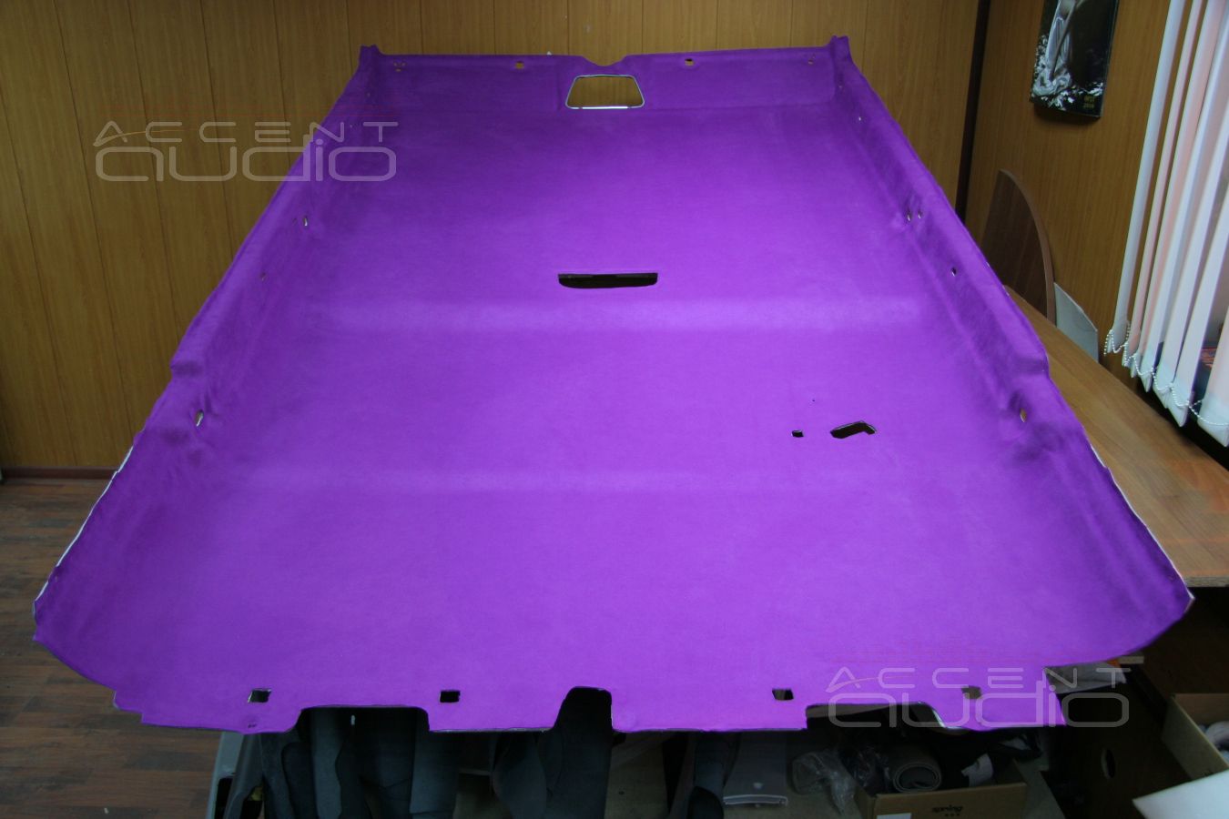 Розовый хамелеон: меняем интерьер для Mercedes Gelandewagen