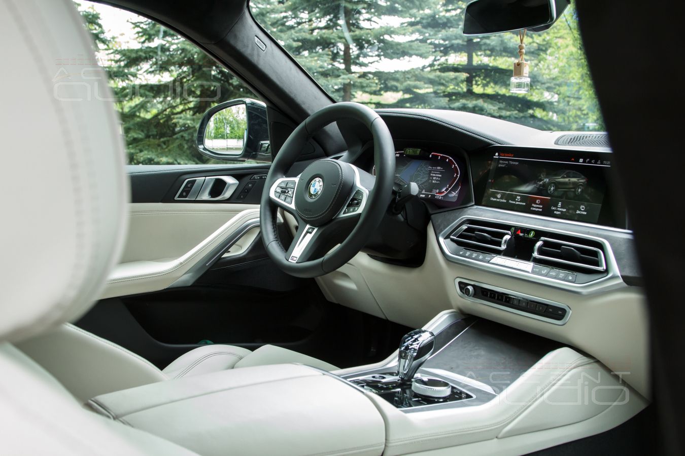 Новый звук в BMW X6  - такой, каким он должен быть в крутой машине