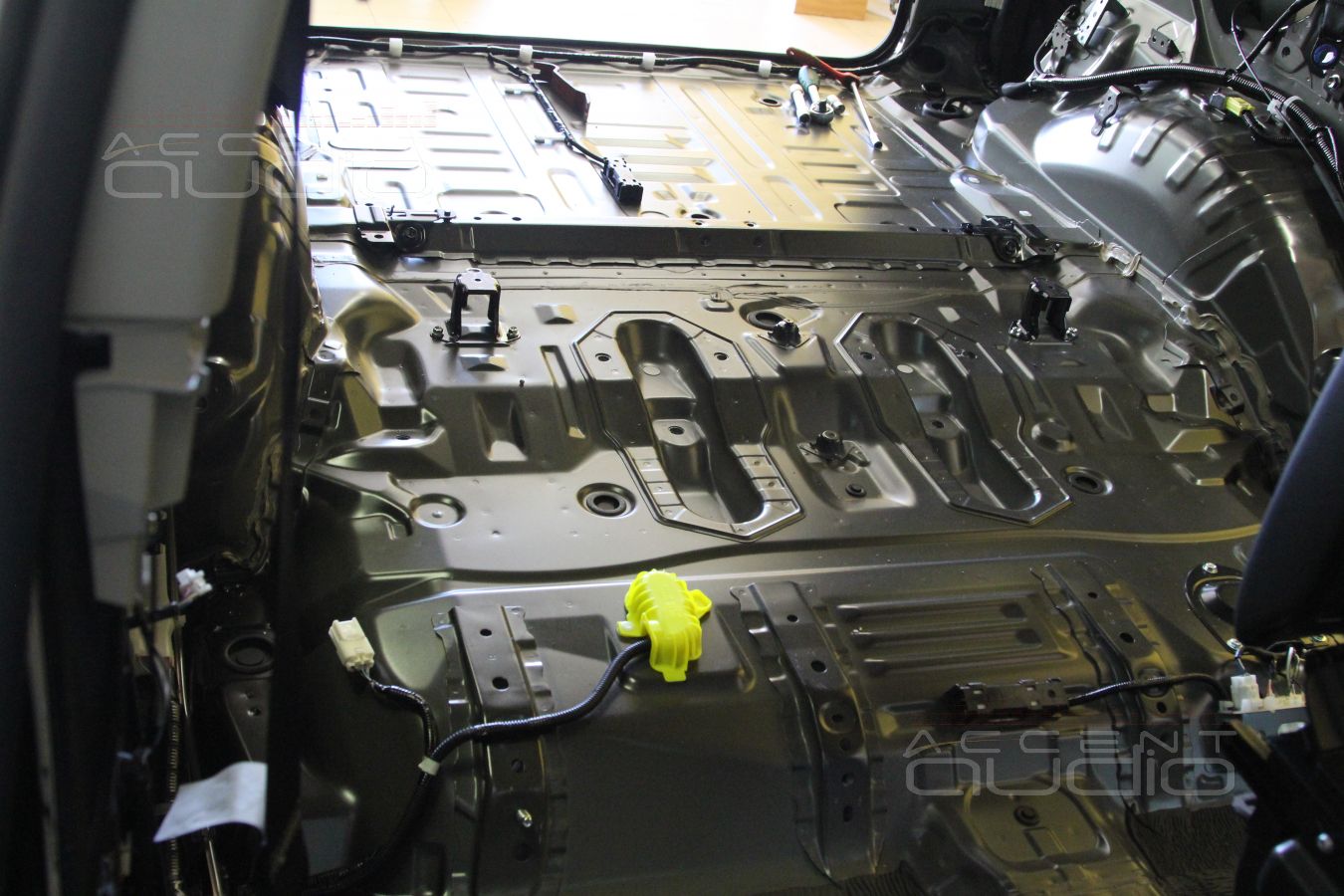 Шумоизоляция Land Cruiser Prado 150