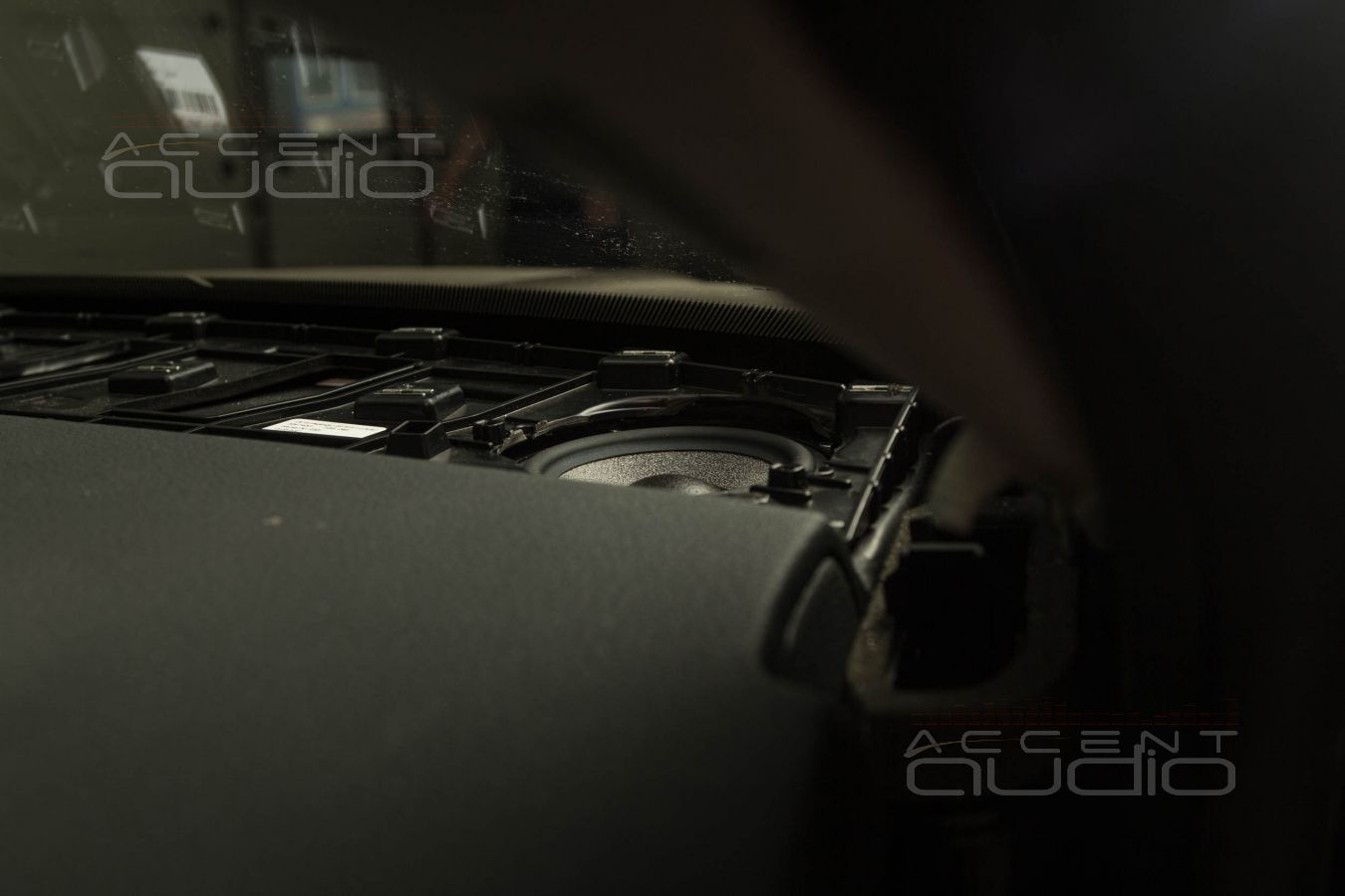 Среднечастотные динамики Brax GL3 в правильных, штатных местах Audi A7