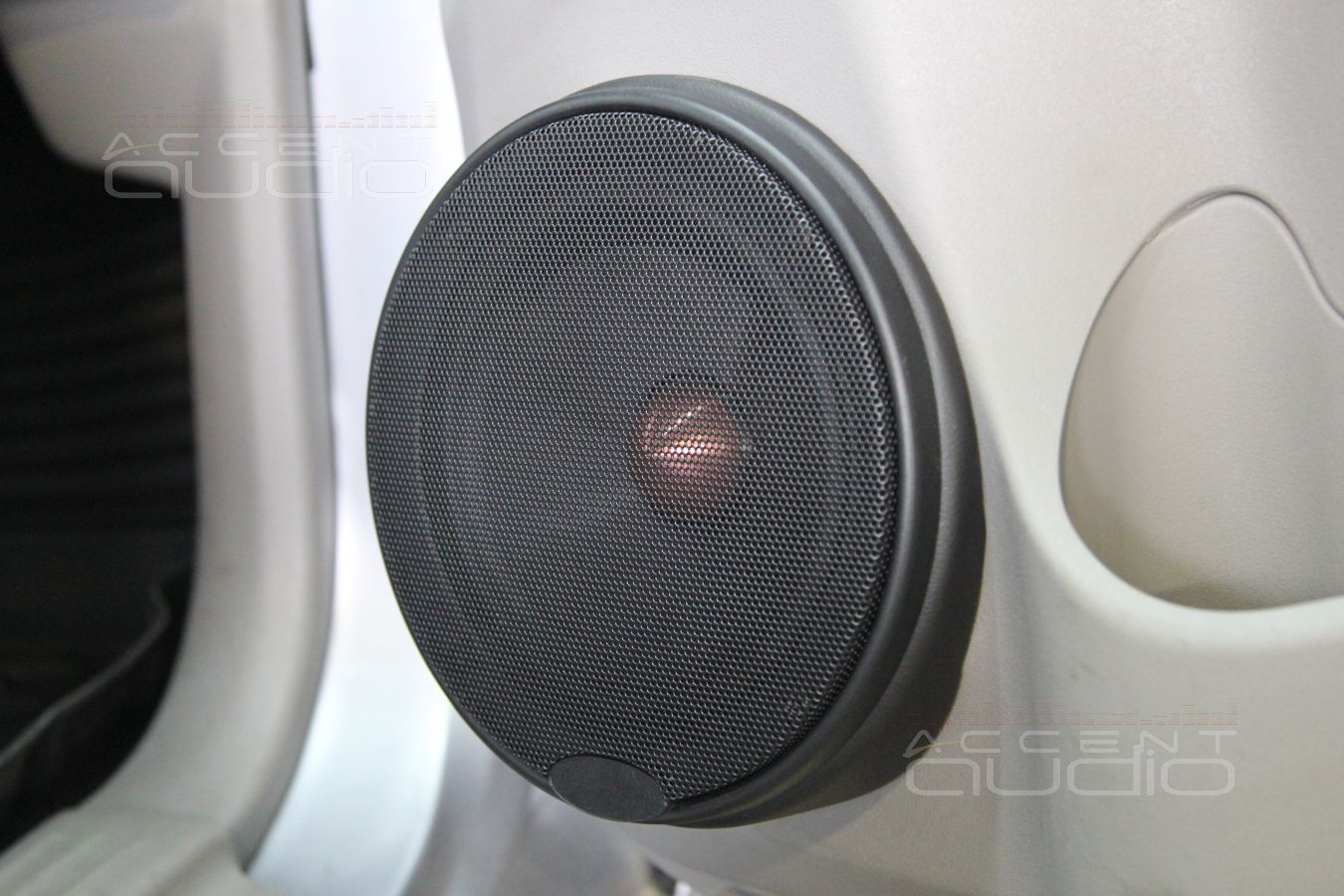 Акустика MDLab SP-A17.2С в Mitsubishi Pajero Sport 2013