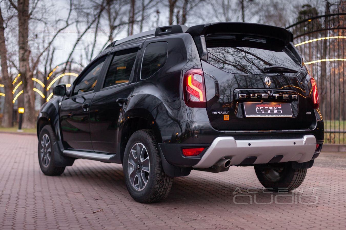 Renault Duster заряжен звуком по-полной !