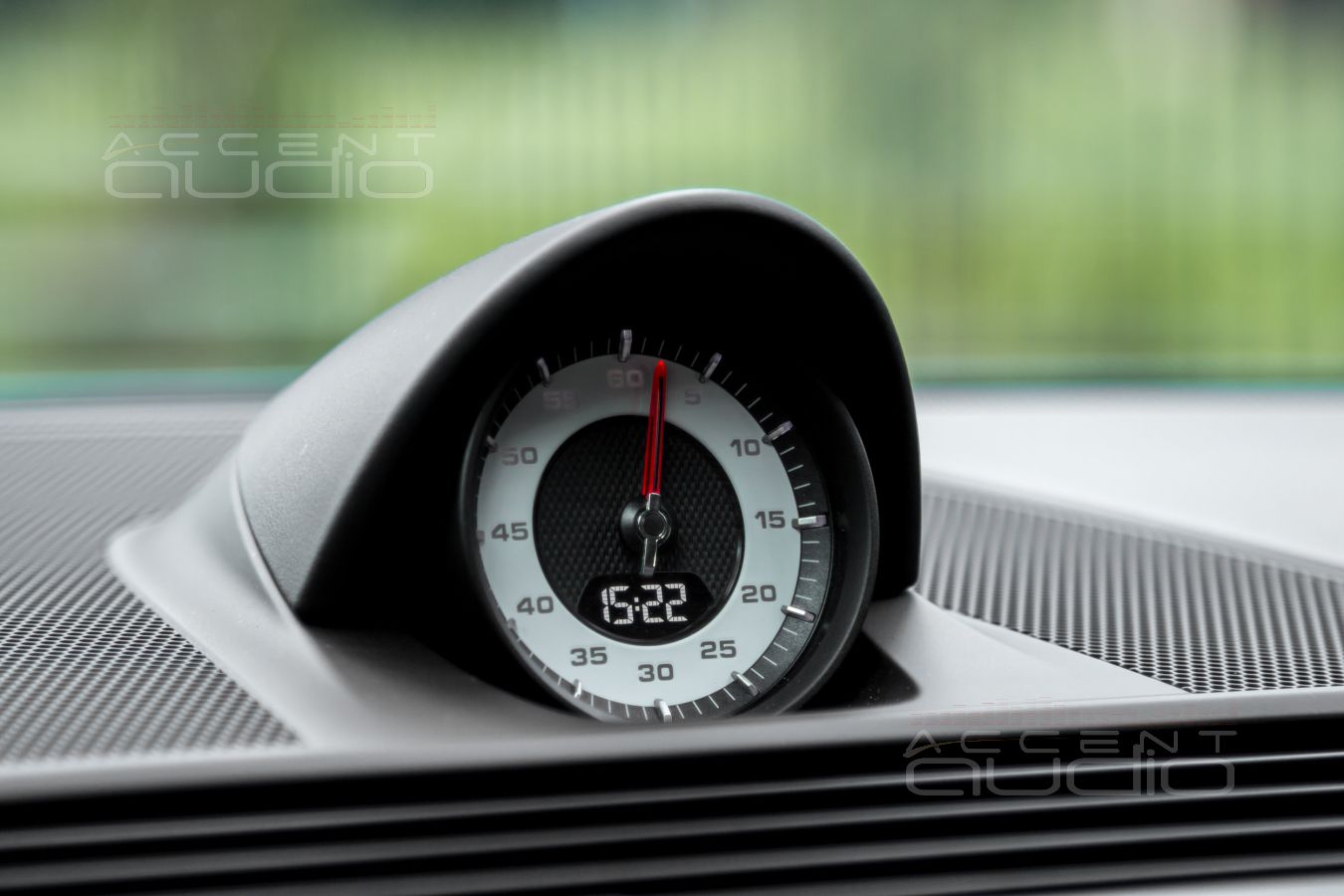 Почему и зачем те, кто любит свой автомобиль и музыку, обращаются в Accent-Audio ?