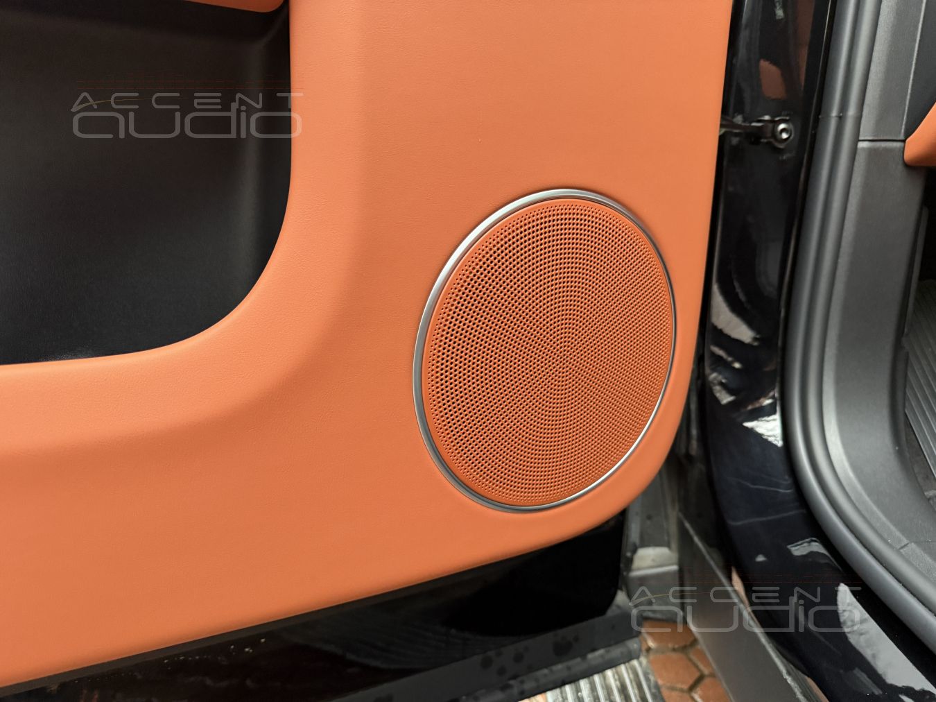 Новые 200 мм мидбасы Helix в Lixiang Li7 и полная аудиоподготовка дверей