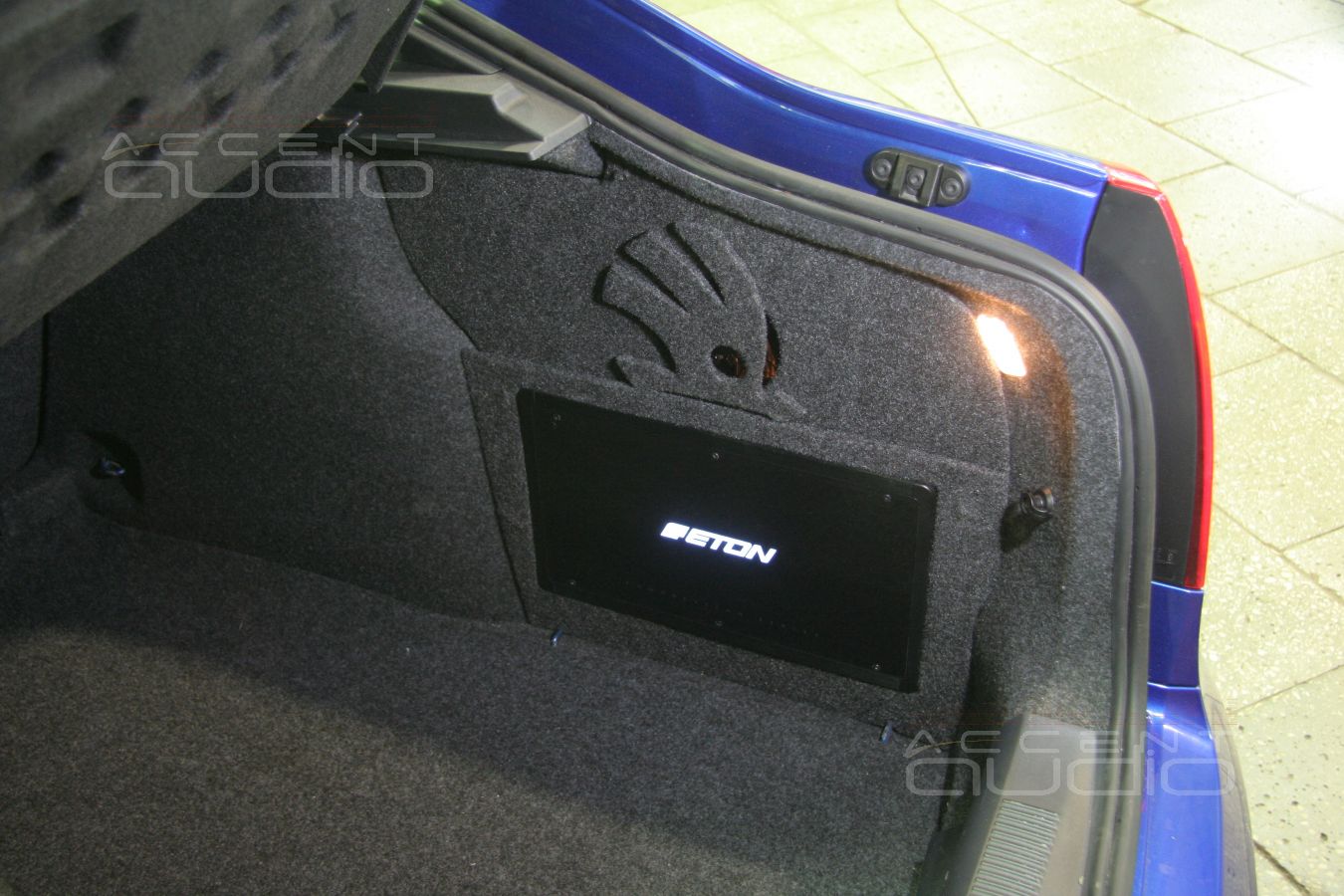 Установка усилителя в SKODA Octavia RS