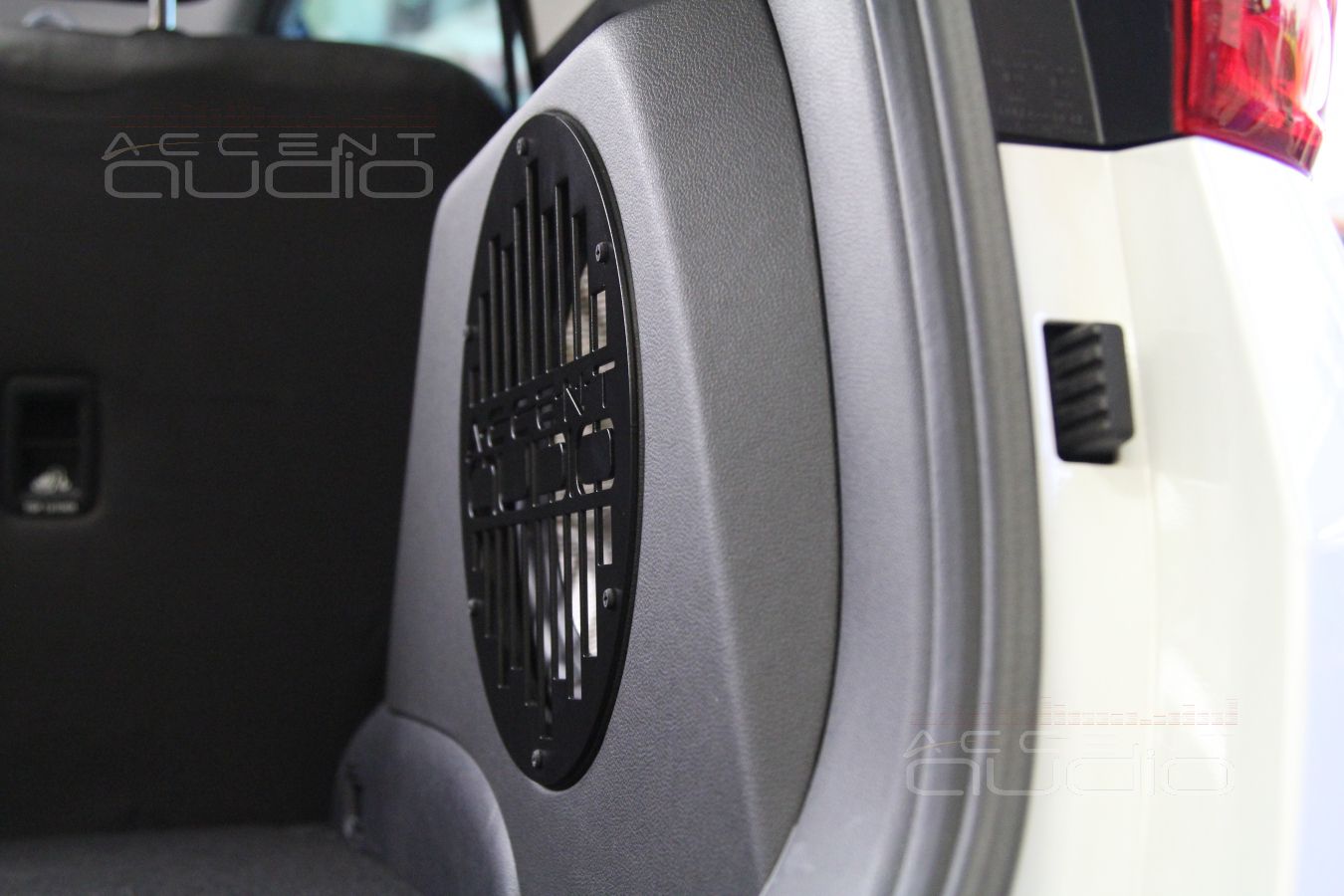 Сабвуфер в новом Kia Sportage.