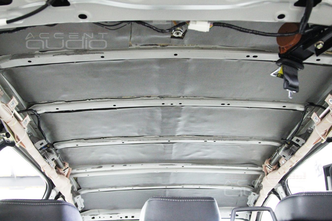 Шумоизоляция материалами STPGold new в Subaru Forester