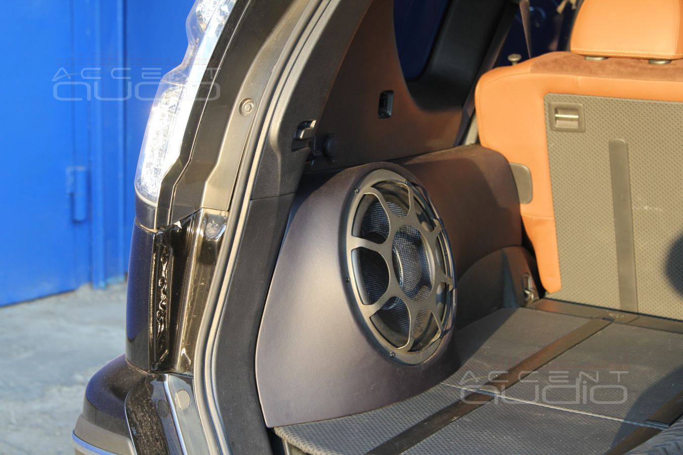 Видимые элементы: установка компонентов системы в Nissan X-Trail