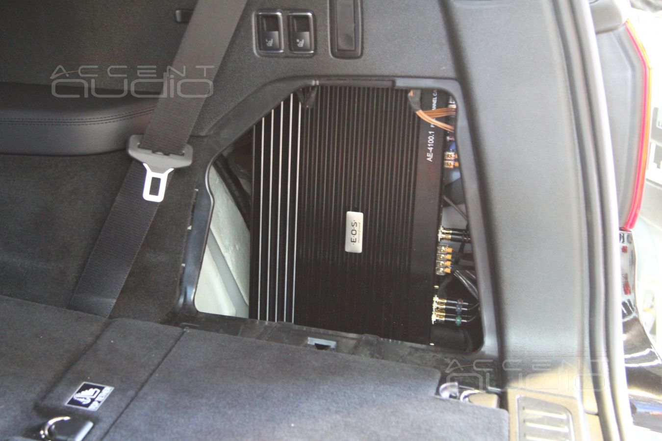 Скрытая установка аудиопроцессора и усилителя в Mercedes GL 63 AMG