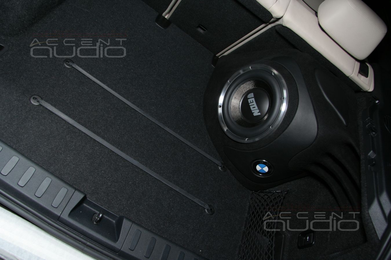 Съемный сабвуфер-стелс Eton для BMW X1