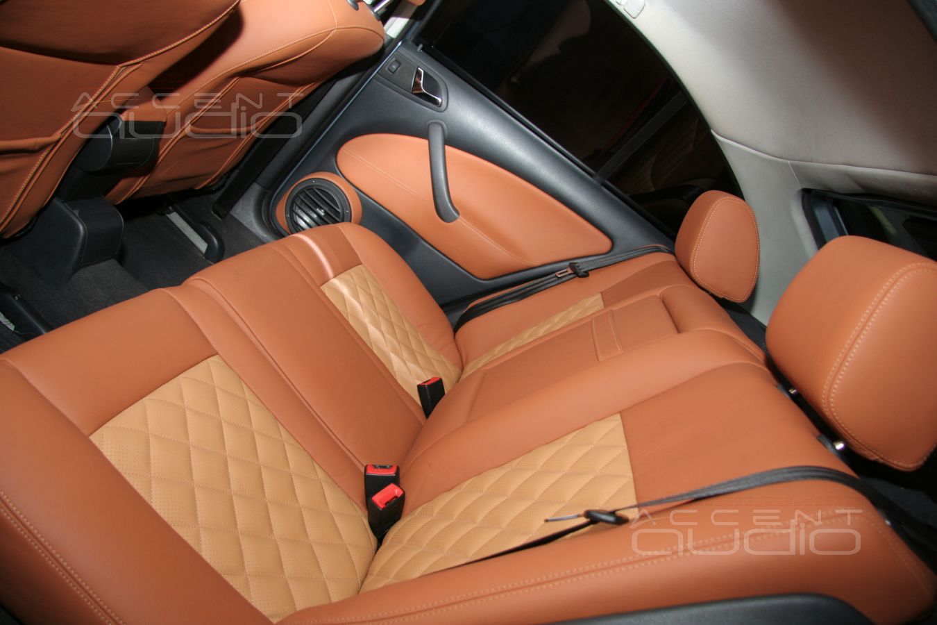 Пошив салона: добавим шкоде тепла