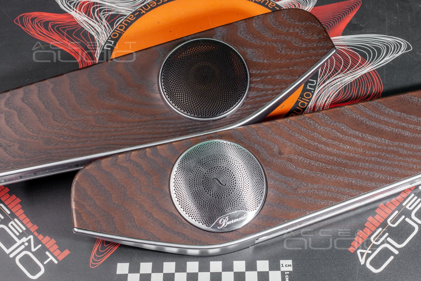 Снаружи Burmester – внутри – E.O.S: установка среднечастотных излучателей в Mercedes-Benz W205