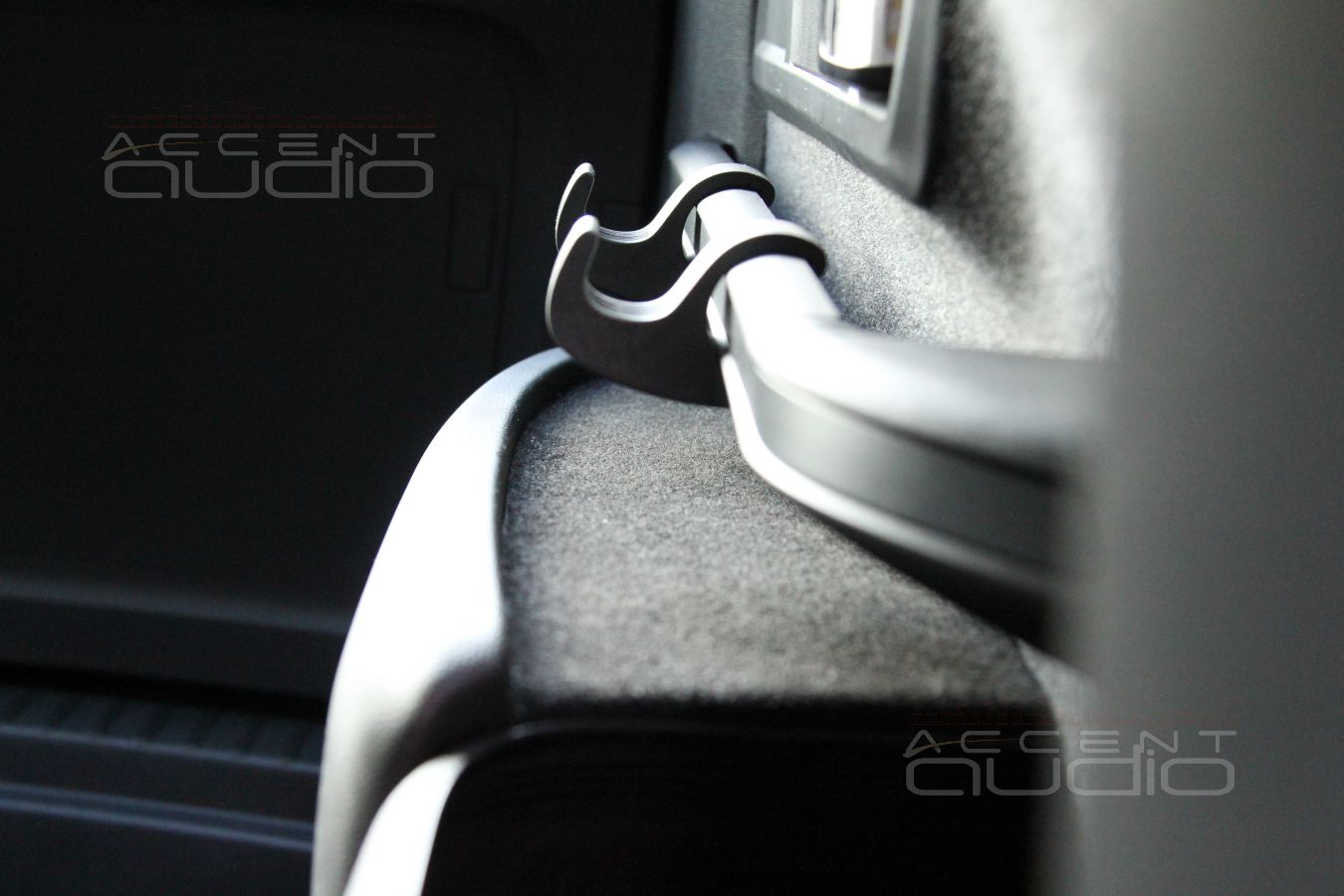 Сабвуфер-стелс: не столько для Kodiaq, сколько для Rainbow 10 Profi line