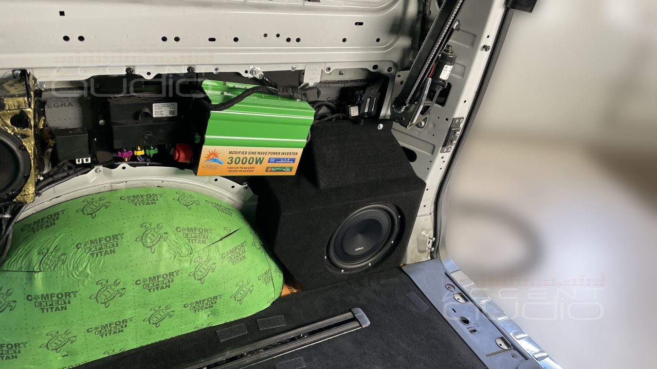 Сабвуфер: заводское исполнение или лучше ?