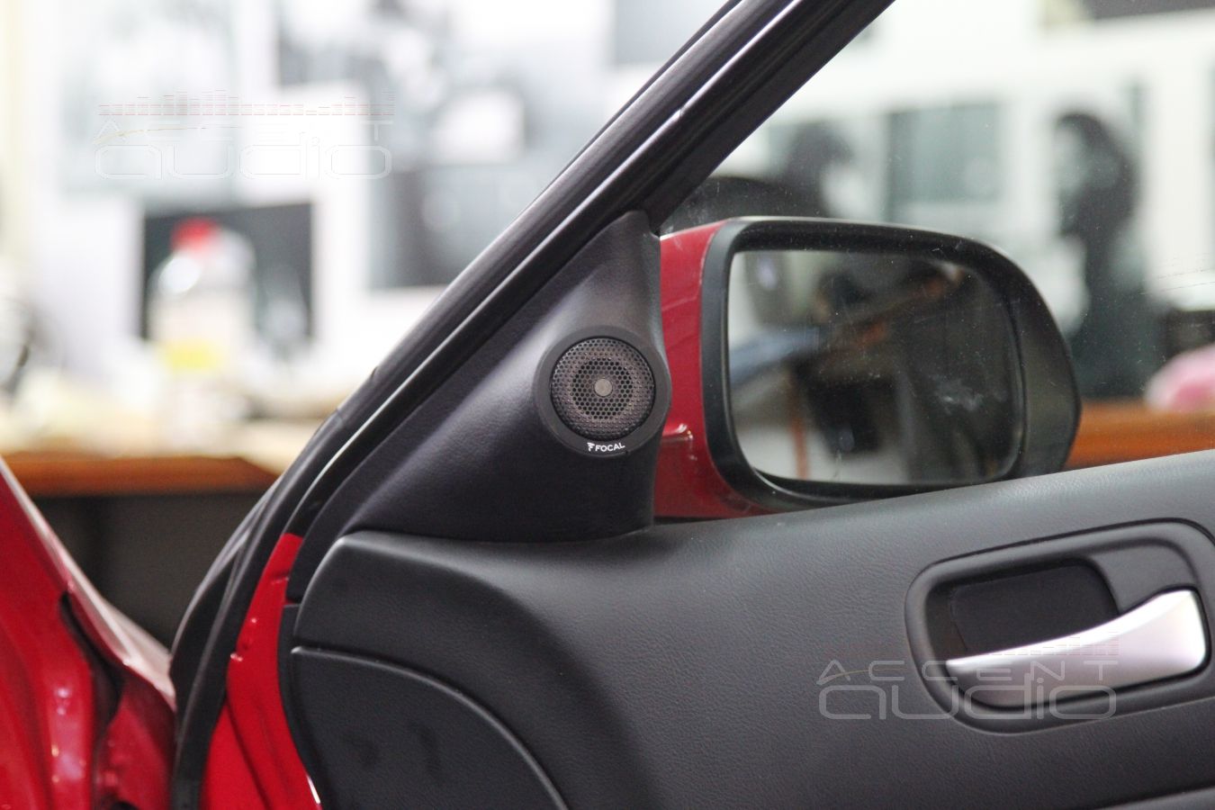 Подиумы под твитеры Focal в Honda Accord 7