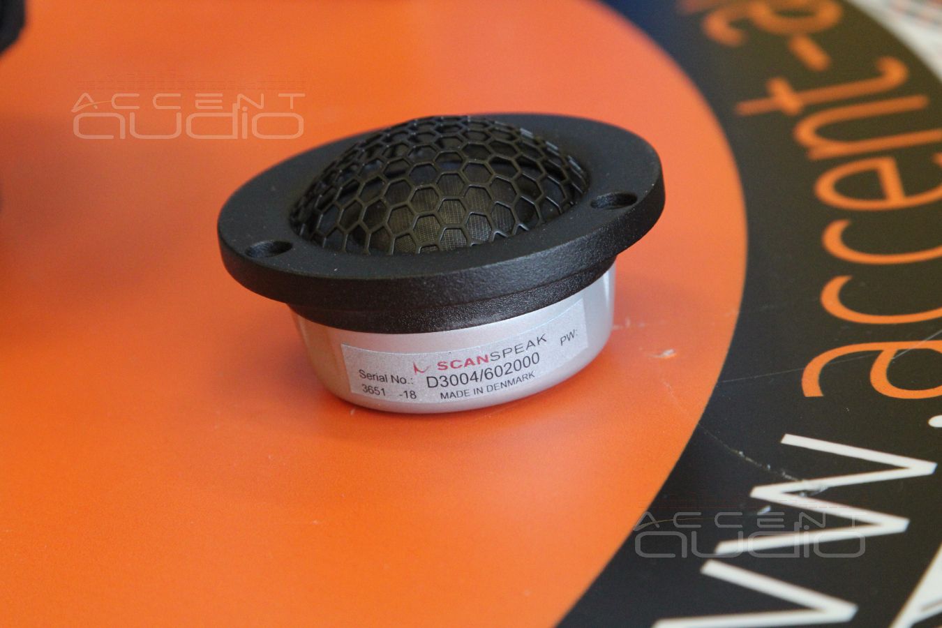 О том, как дизайн RangeRover Sport победил ScanSpeak 