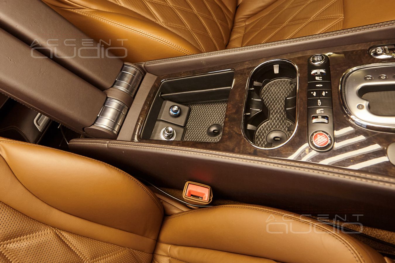 Как звучит новая аудиосистема в Bentley и почему заказчик выбрал двухполосный вариант ?