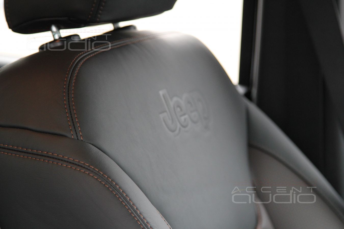 Эксклюзивный кожаный салон Jeep Wrangler