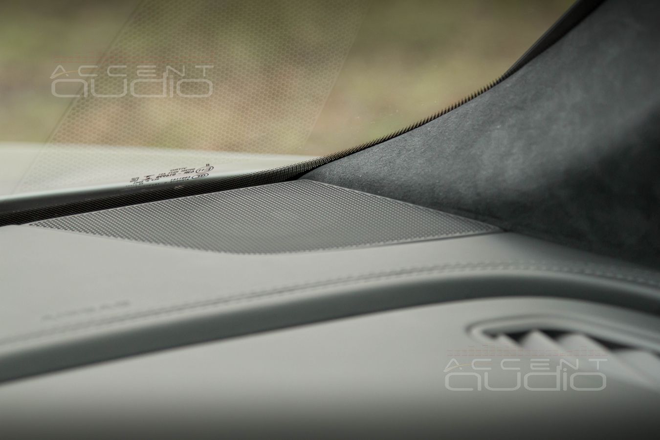 Величие среднечастотных Brax ML3 штатно в нештатных местах Audi SQ8