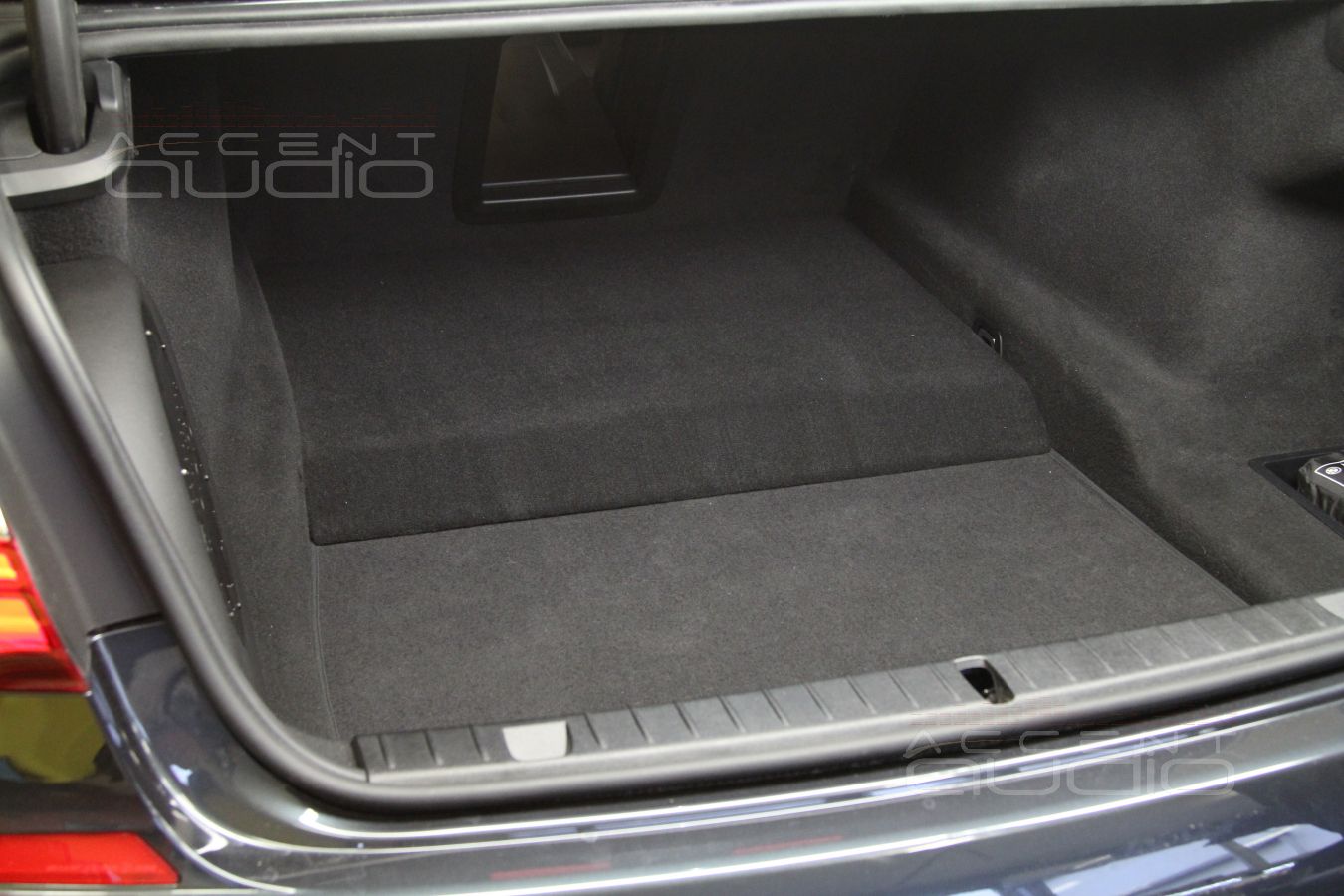 Установка усилителей и аудиопроцессора Helix в BMW 730LD