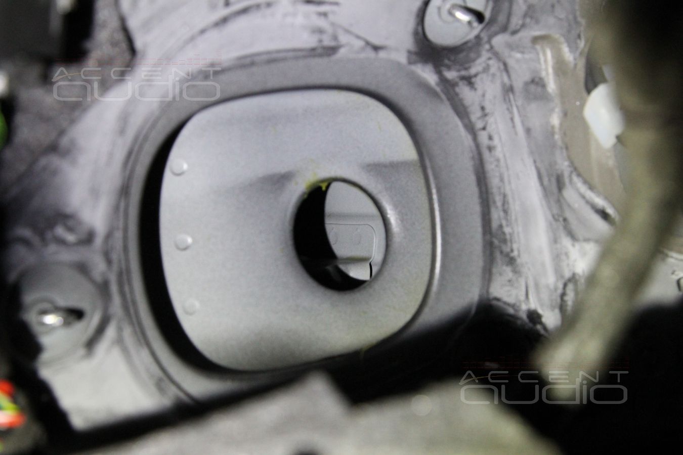 Модернизация аудиосистемы нового Mercedes-Benz C-class 2017