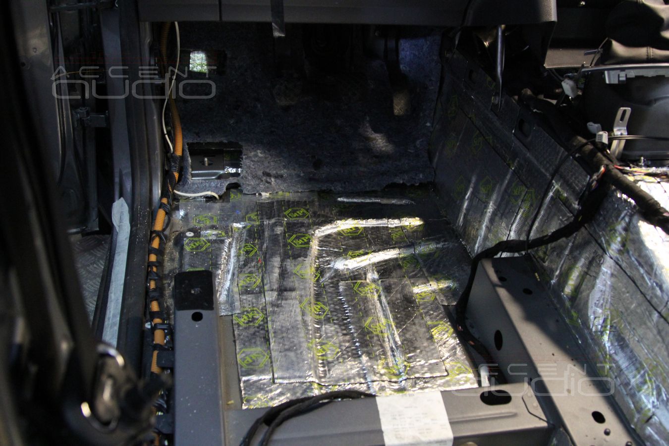 Шумоизоляция Volkswagen Amarok