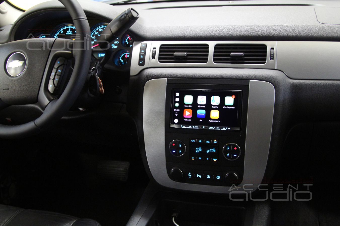 Замена магнитолы в Chevrolet Tahoe