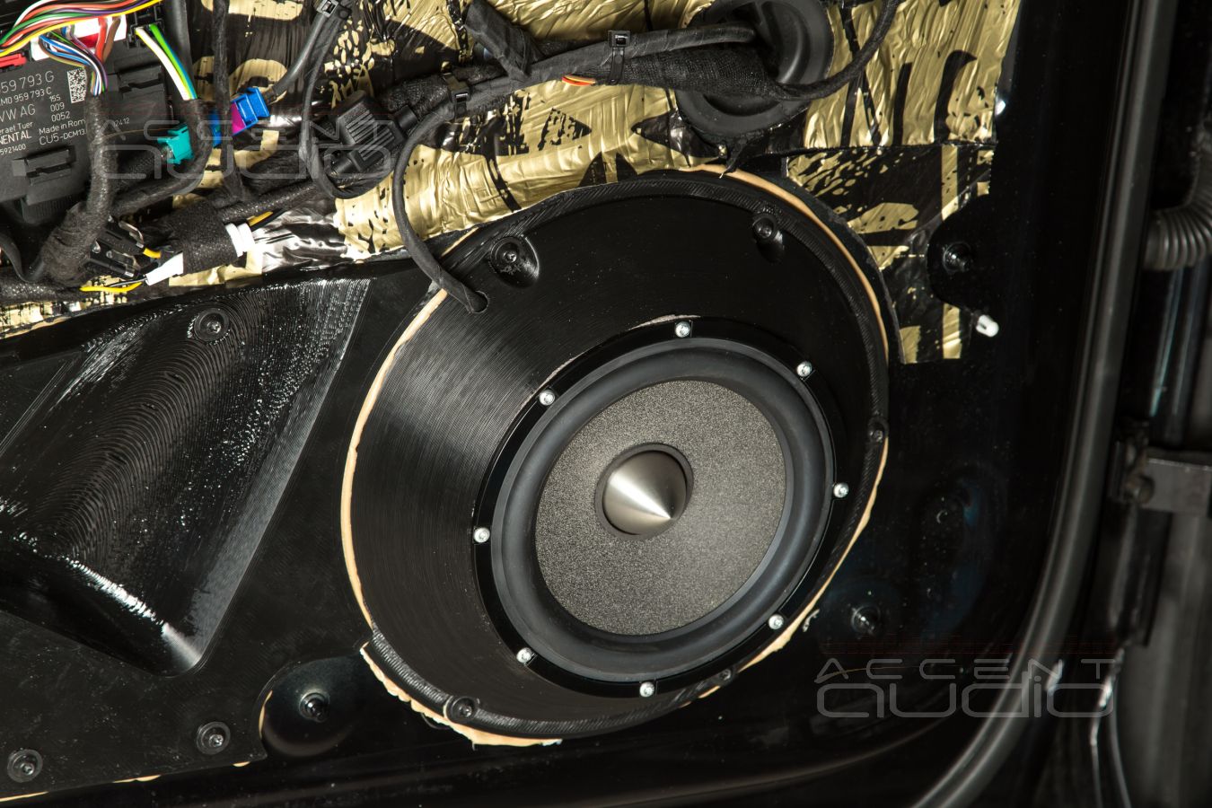 Update 2023: новая технология правильного монтажа мидбасовых динамиков в Audi Q7\Q8