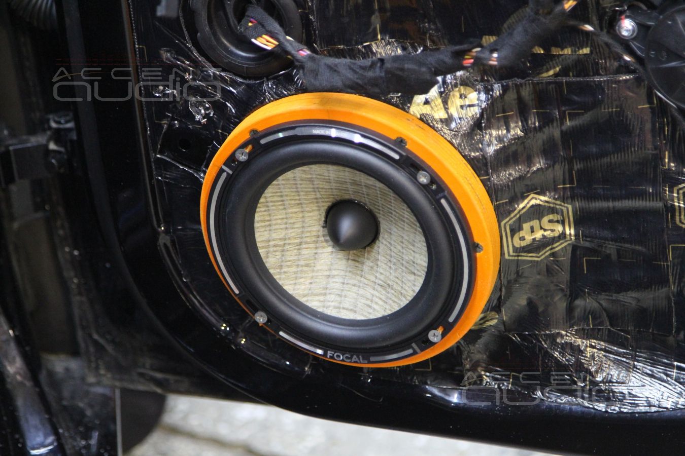 Skoda Octavia 3: качество звука + штатная магнитола