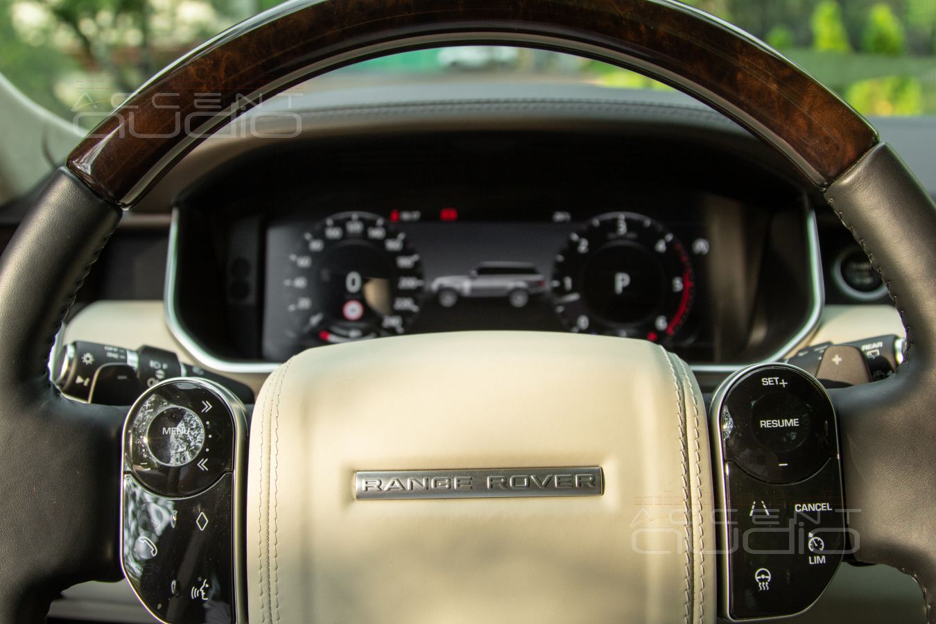 Звук вместо Meridian в Range Rover