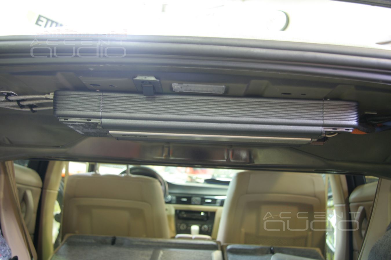 Шестиканальный усилитель Audison LRx 6.9 в BMW 330i E90