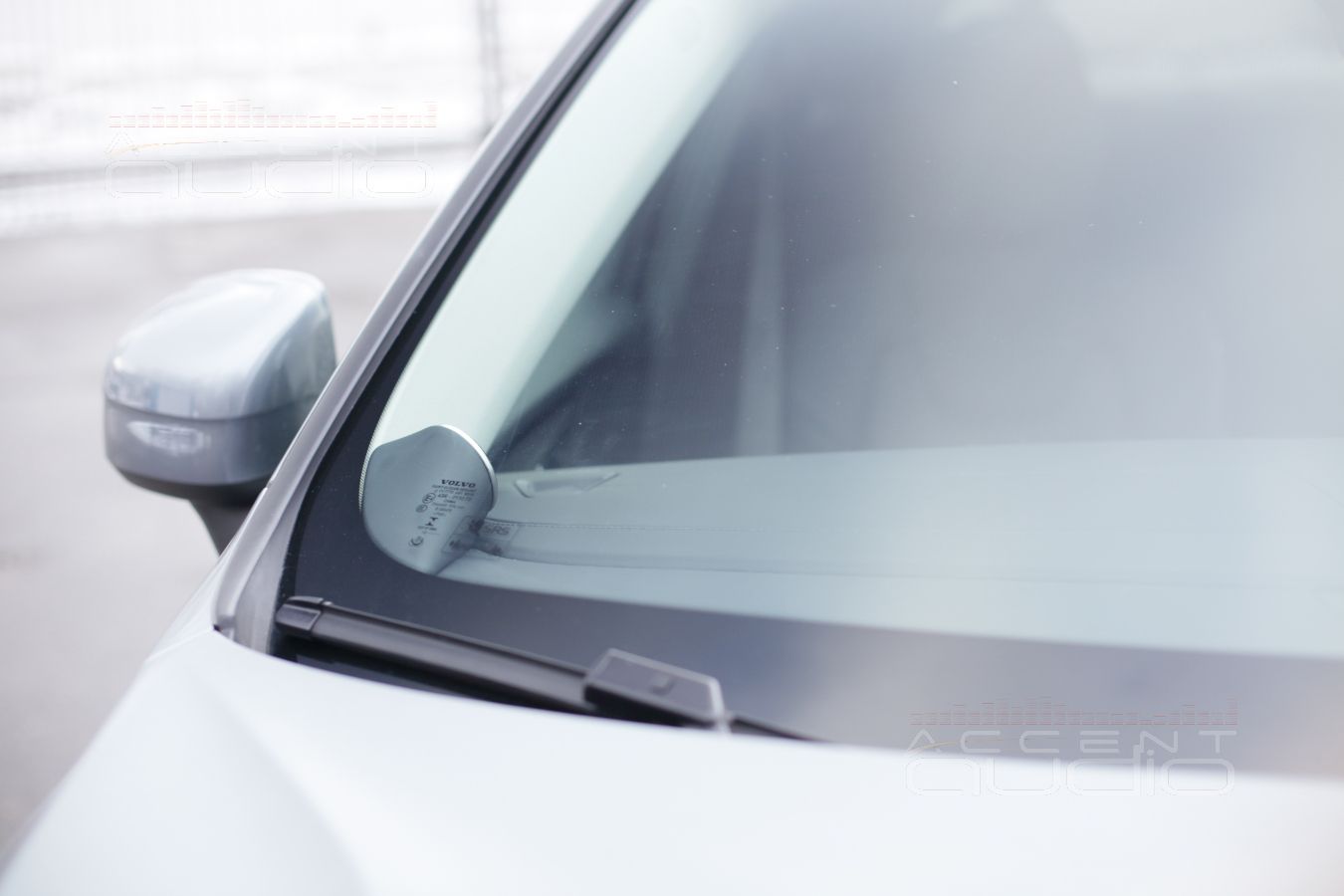 Подиумы под твитеры Brax NOX28 в дизайне Volvo XC60