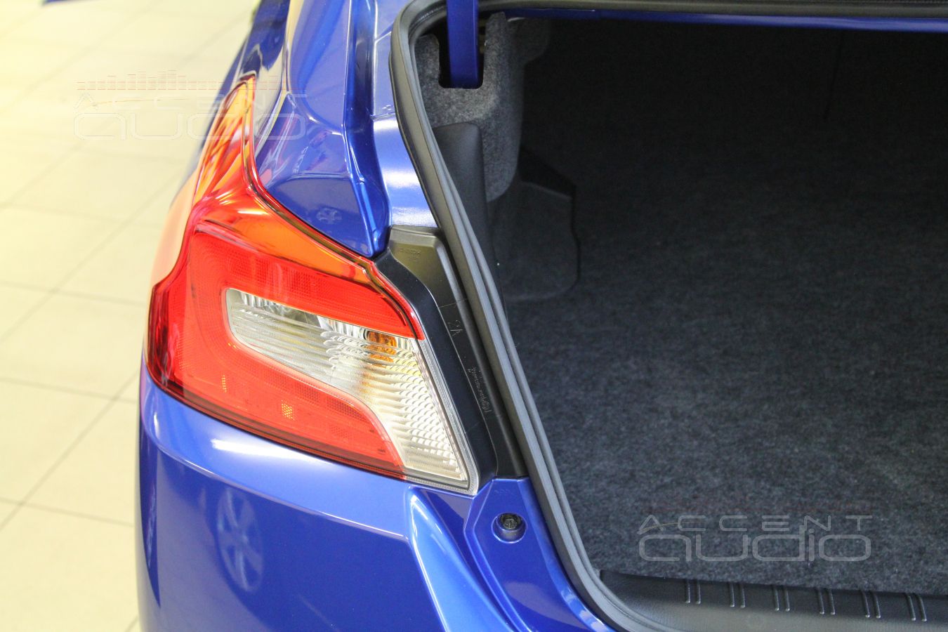 Без сабвуфера – не WRX !