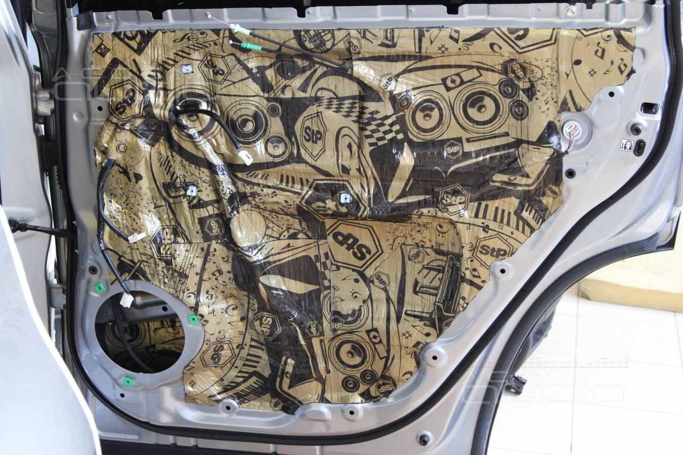 Трехкомпонентная акустика Focal в новом Toyota Highlander