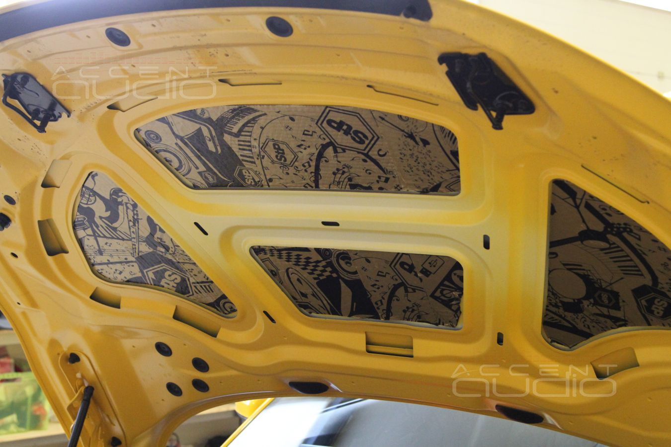 Шумо-виброизоляция кузова Audi TT