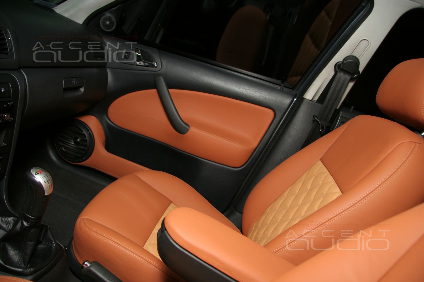 Пошив салона: добавим шкоде тепла