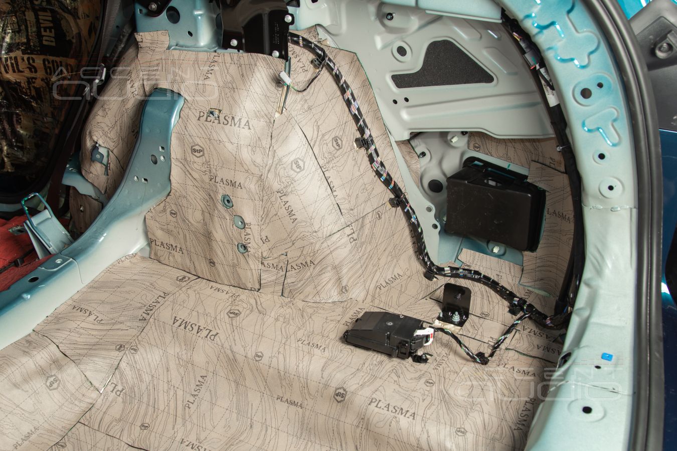 Шумоизоляция Geely Monjaro: материал второго слоя - выбираем лучшее !