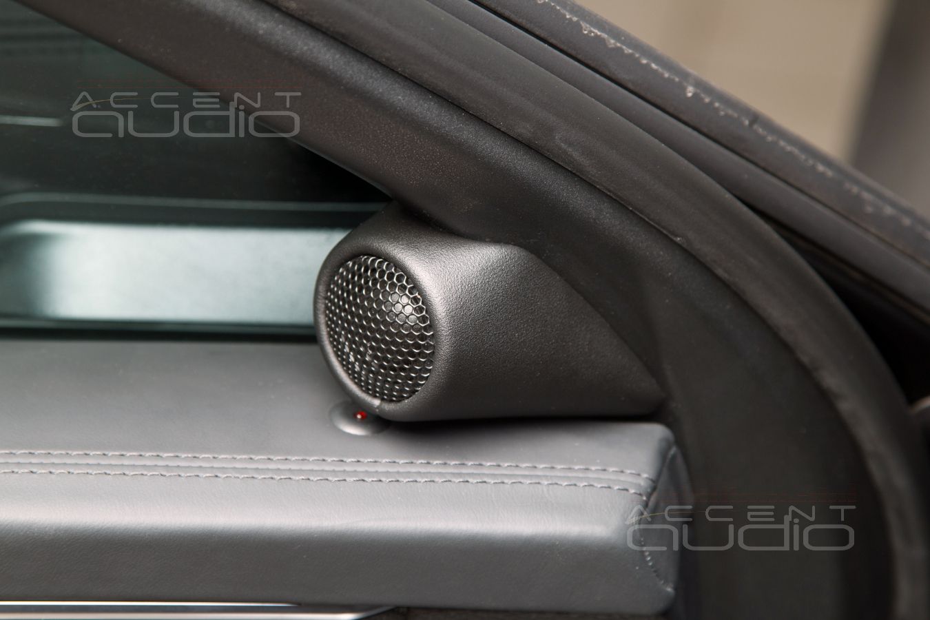 Твитеры SOAudio SO19V решают задачу дизайна и остроты в Audi RS6 Avant