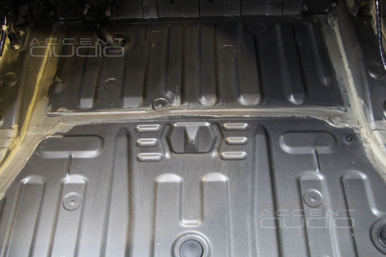 Nissan GT-R - теперь не самый шумный. Полная шумоизоляция.