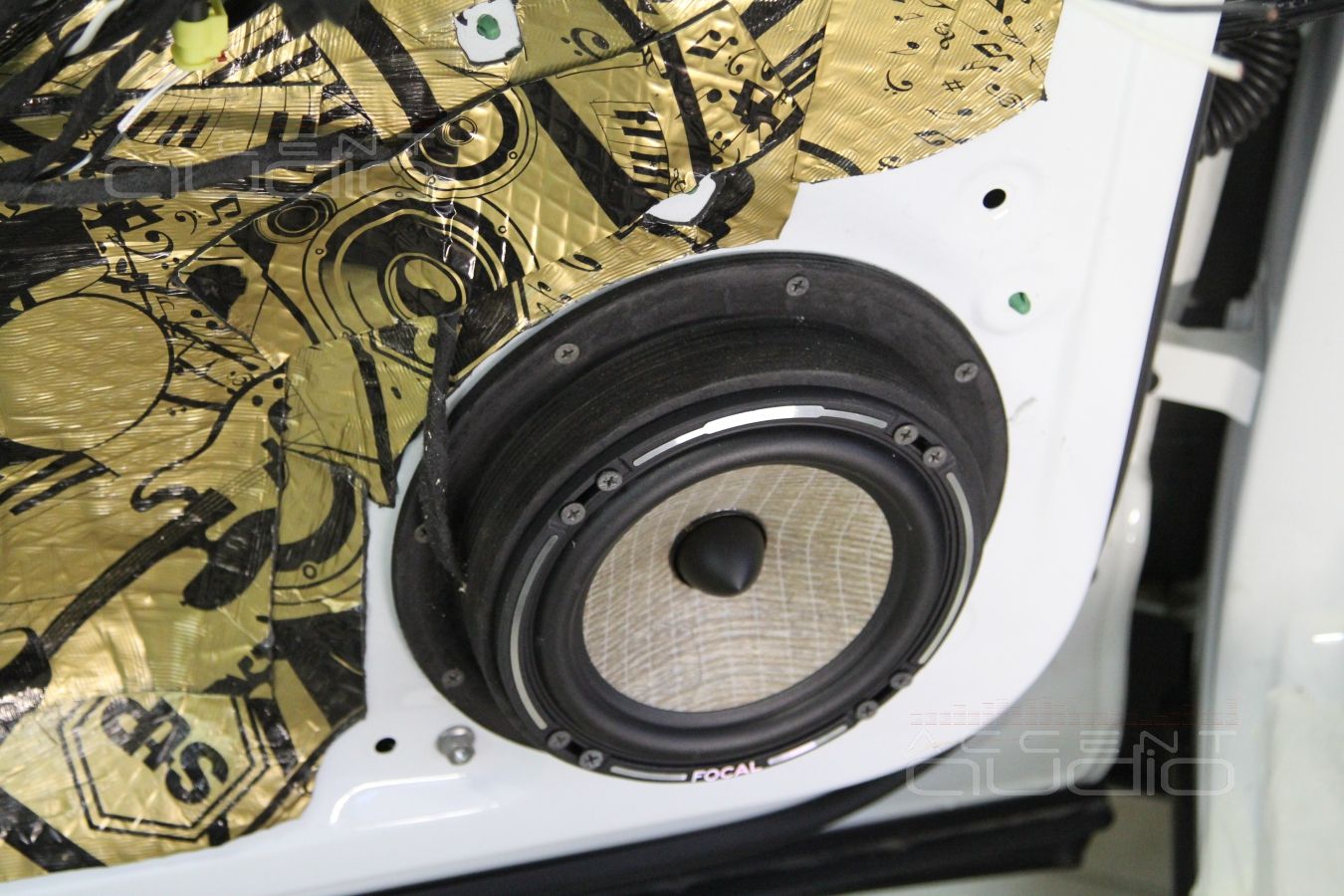 Установка акустики Focal в новый Volkswagen Tiguan 2017