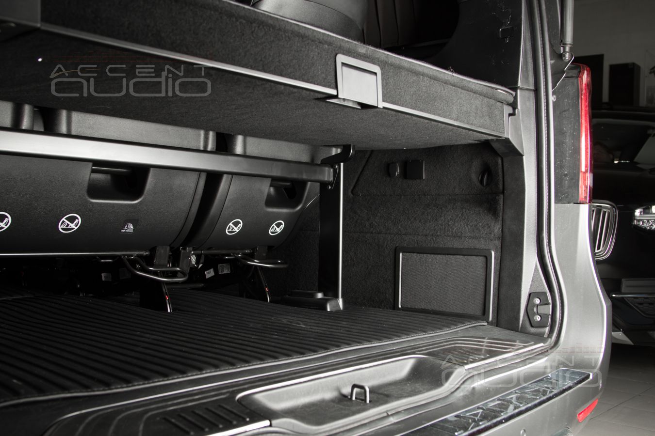 Сабвуфер: заводское исполнение или лучше ?