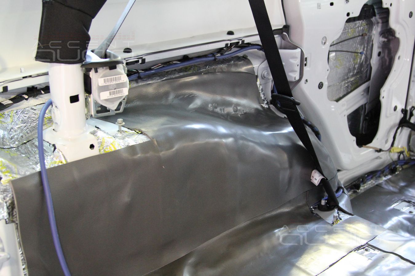 Шумоизоляция Jeep Wrangler