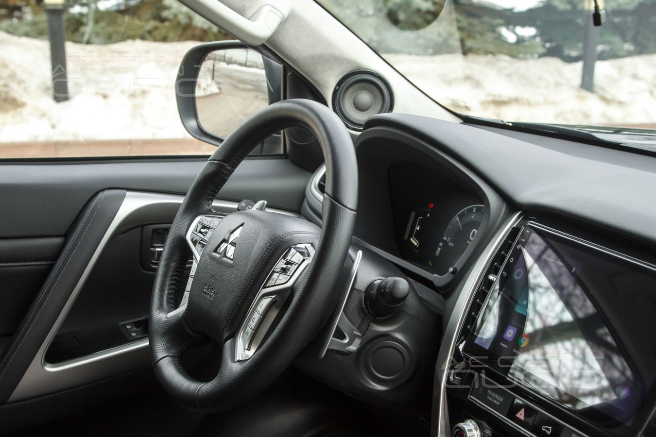 Подиумы под СЧ и подиумы по ВЧ – две разные детали: правильное размещение