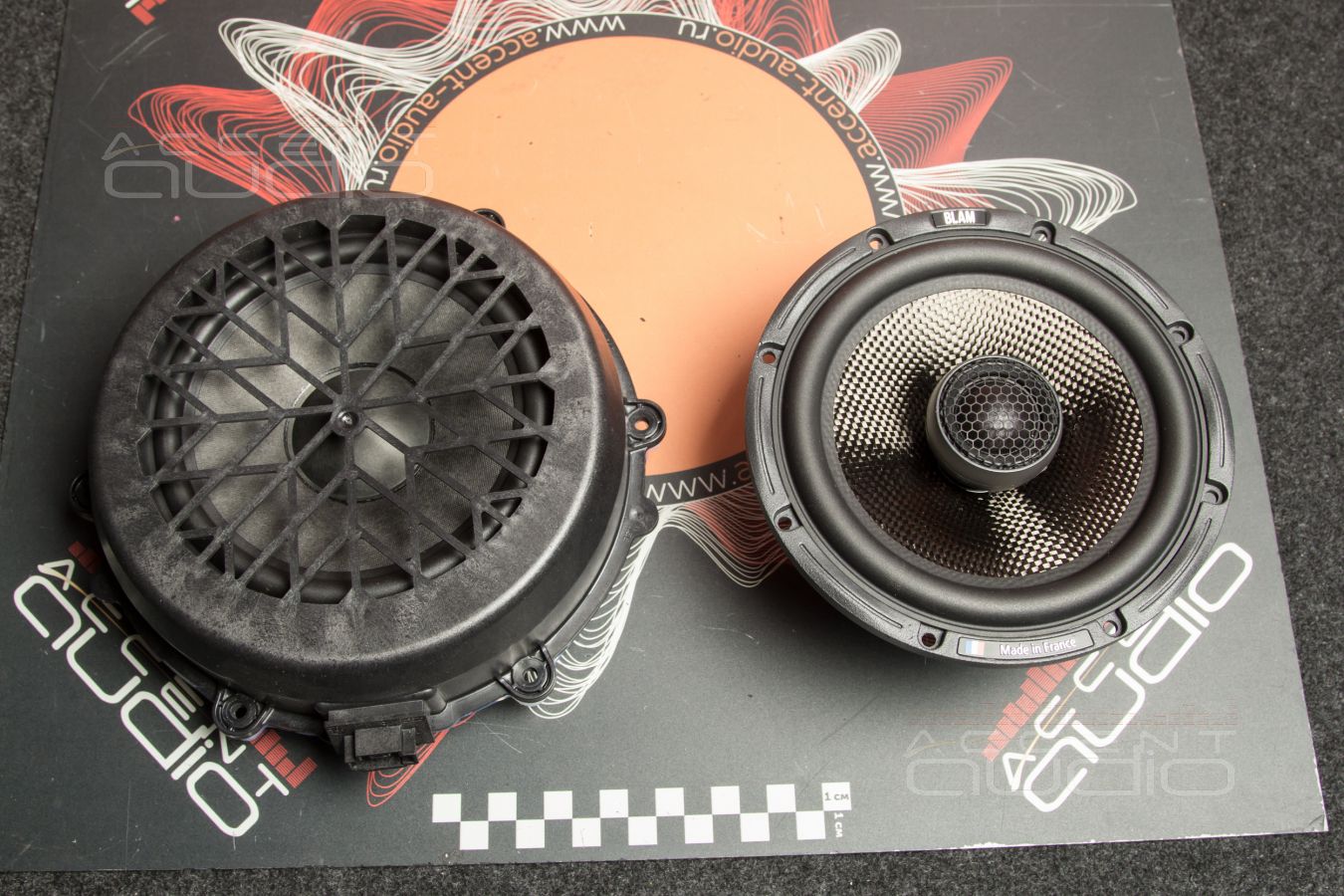 Тыловая акустика в Panamera – не столько для пассажиров, сколько для ClubMusic