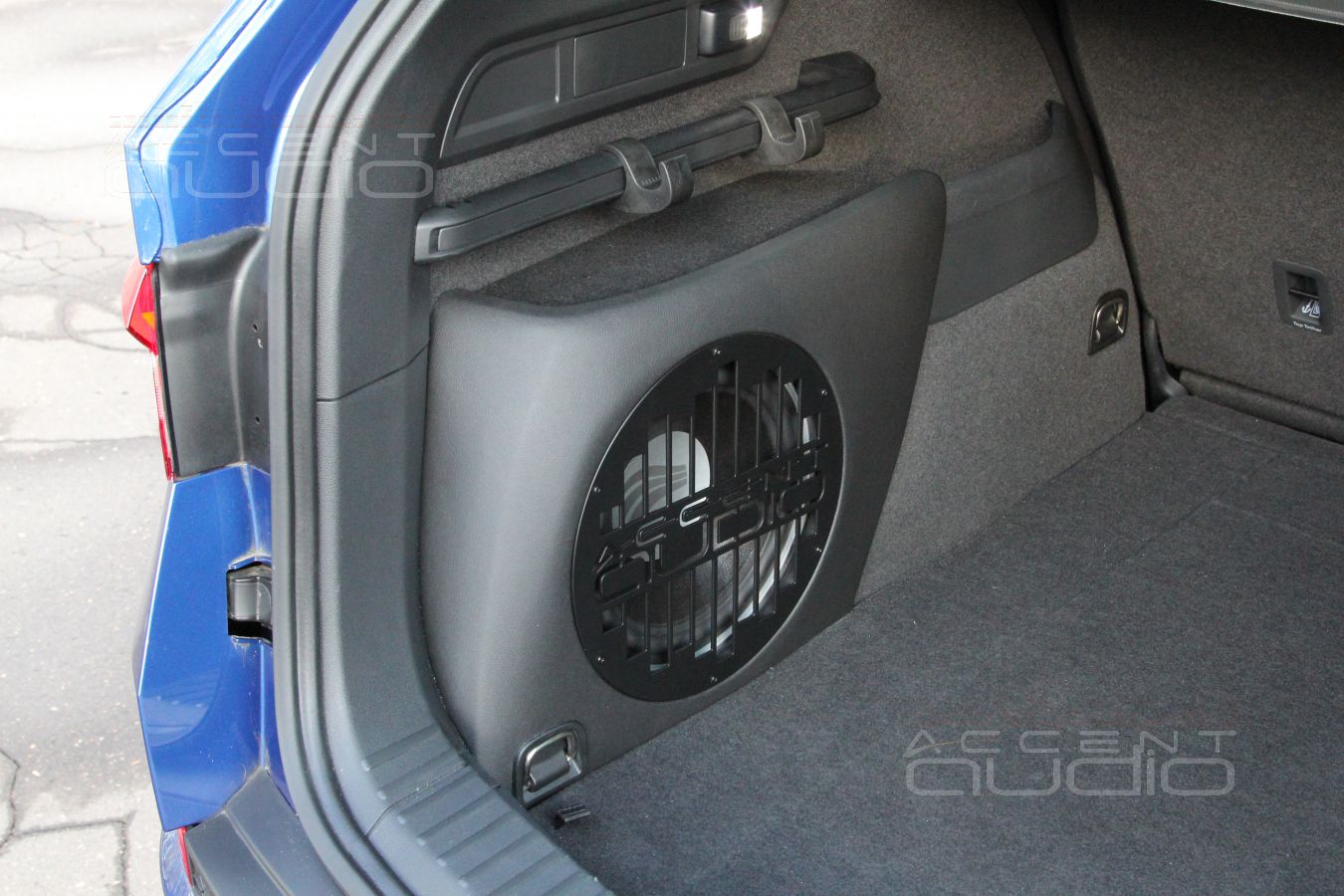 Сабвуфер-стелс: не столько для Kodiaq, сколько для Rainbow 10 Profi line