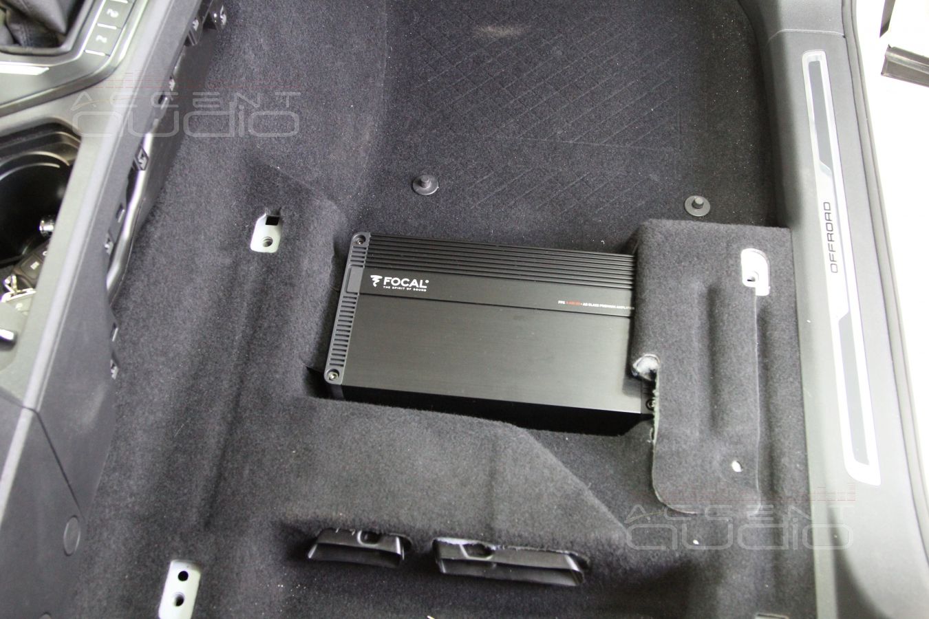 Установка усилителей Focal в новый Volkswagen Tiguan 2017